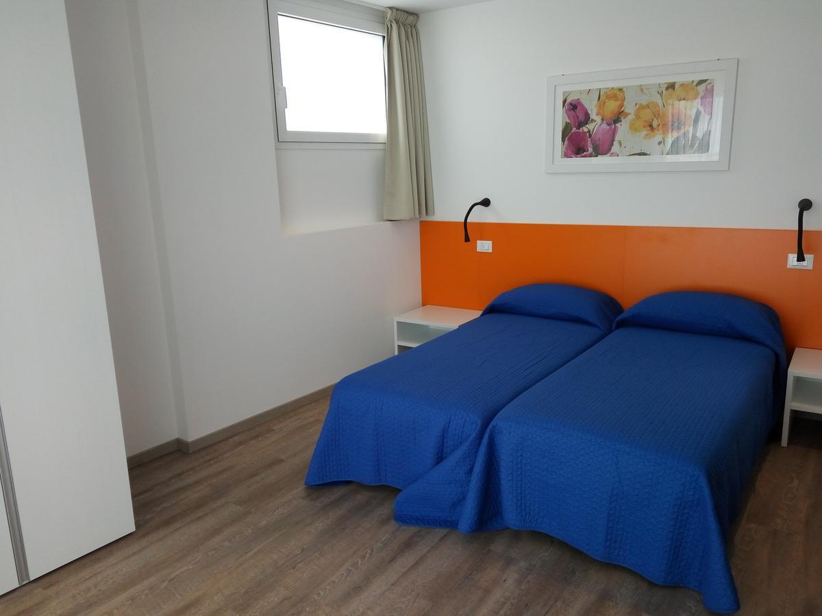 Ferienwohnung Residenza Edda Lignano Sabbiadoro Exterior foto